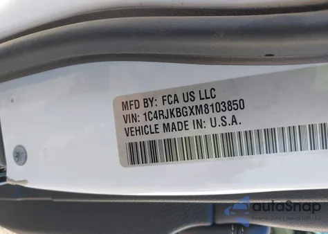 2021 Jeep Grand Cherokee L Limited 4X4 z USA, uszkodzony, nr VIN 1C4RJKBGXM8103850